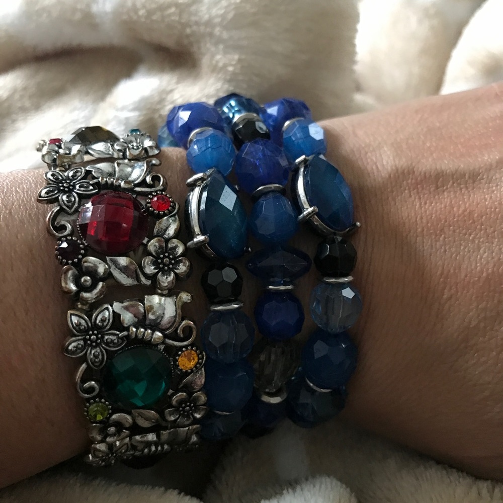 SOLD-Bundle fashionable bracelets